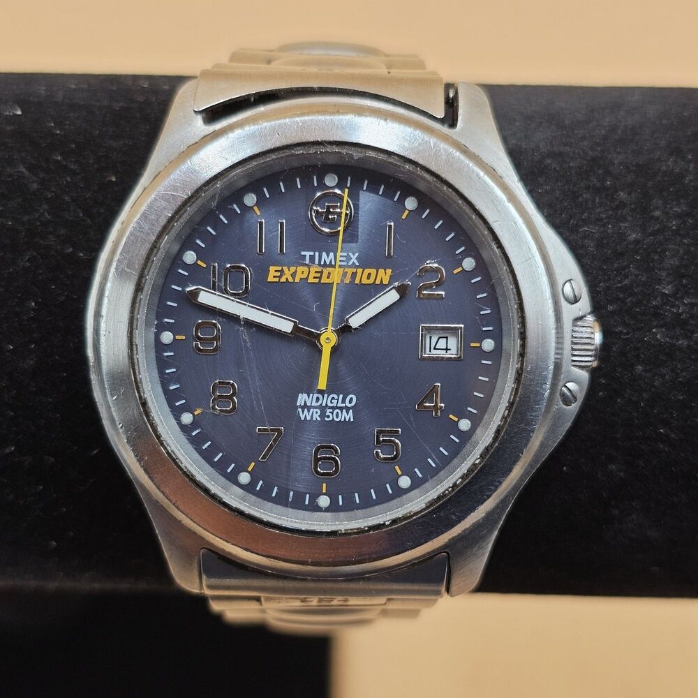 Vintage Timex Expedition Indiglo Blue Dial Date Quartz Men's Watch Steel Band K6
